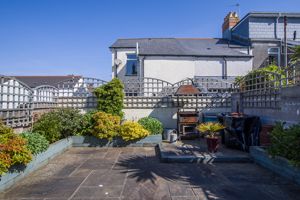 Photo 27- click for photo gallery